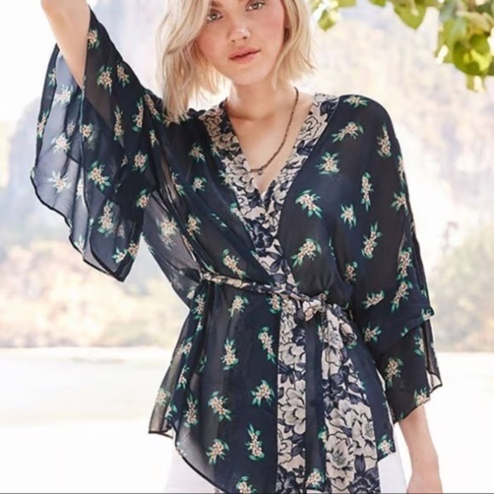 Johnny Was Blue Black Wrap Tunic 3/4 Sleeve